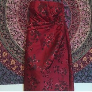 RED ROSE PRINTED DRESS!!